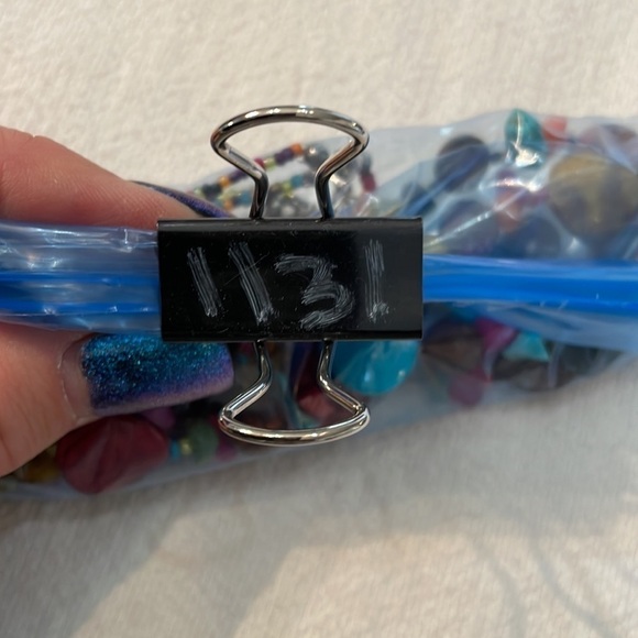 Colorful natural stones multi strand statement silver tone lobster clasp - Picture 5 of 5